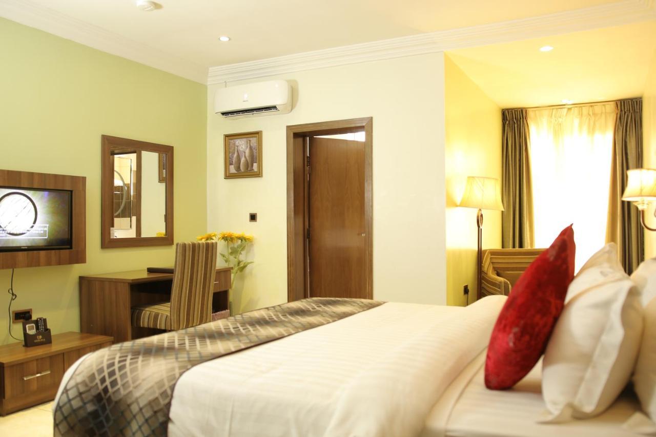 Grand Pela Hotel & Suites Abuja Eksteriør bilde