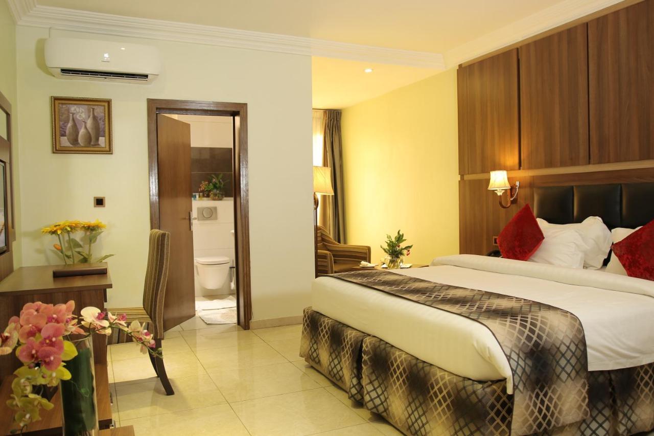 Grand Pela Hotel & Suites Abuja Eksteriør bilde