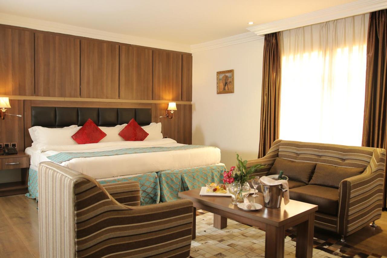 Grand Pela Hotel & Suites Abuja Eksteriør bilde