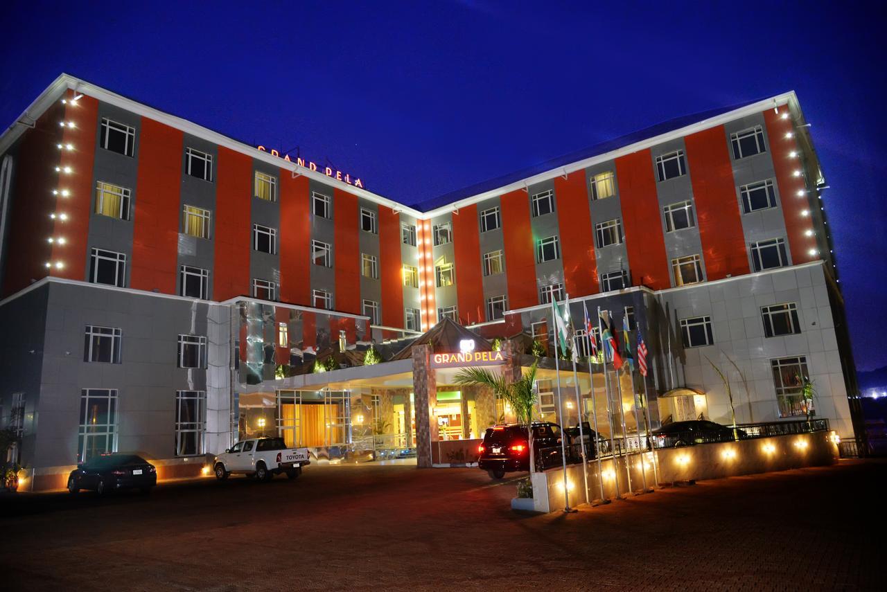 Grand Pela Hotel & Suites Abuja Eksteriør bilde