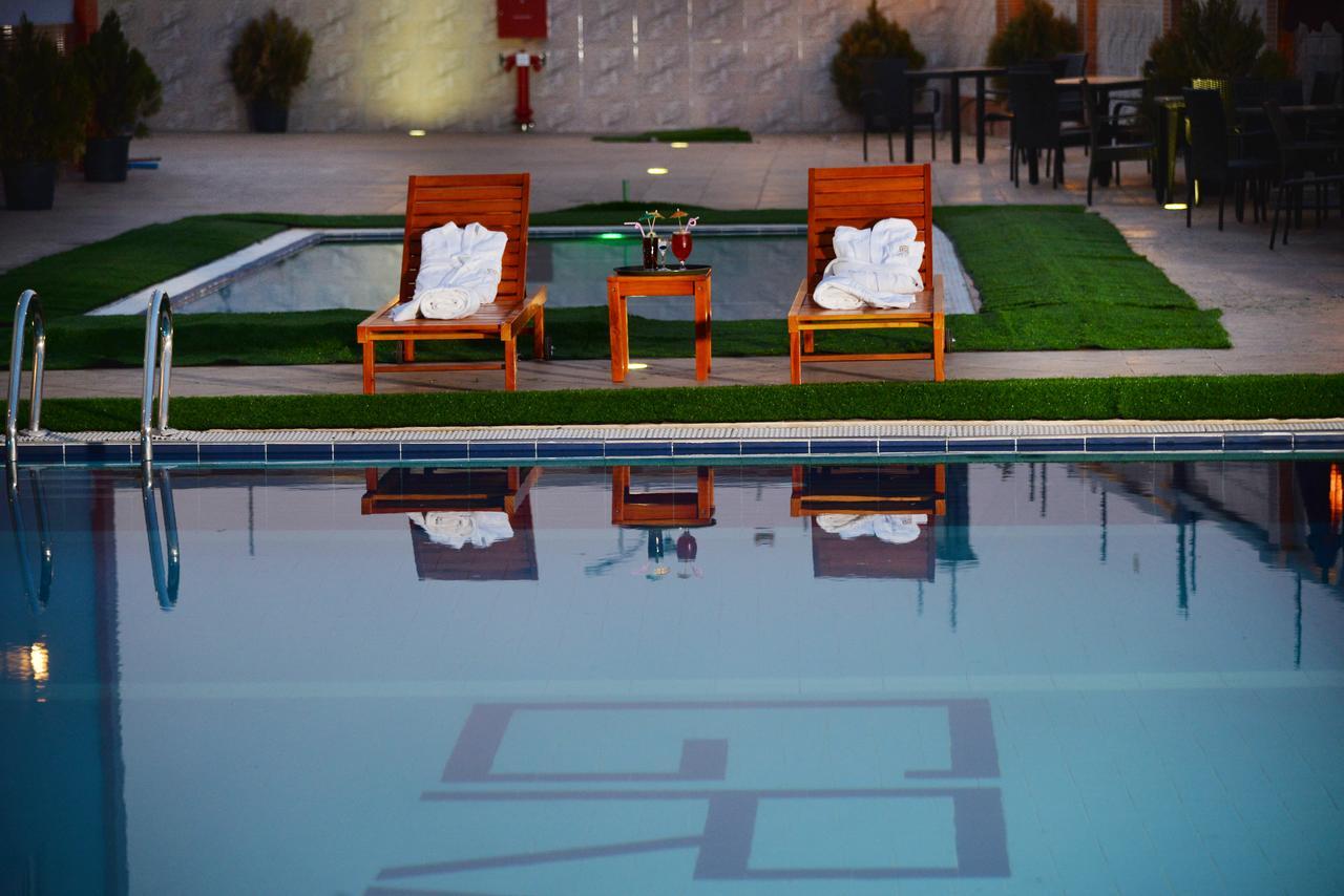 Grand Pela Hotel & Suites Abuja Eksteriør bilde